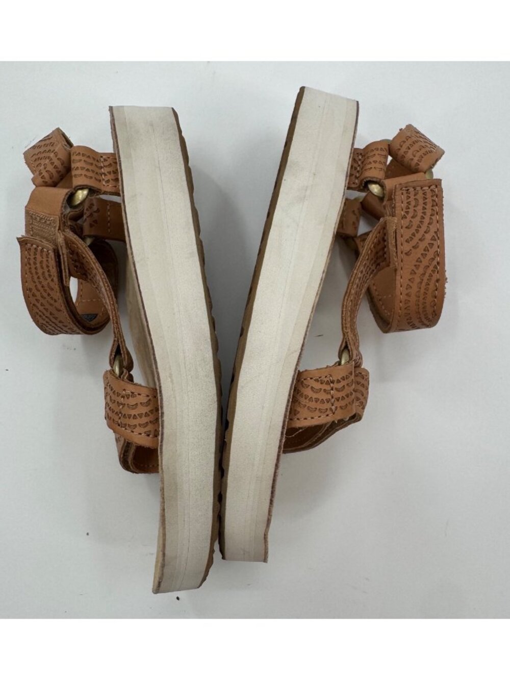 Teva Womens Size 5 Leather Midform Universal Geometric Strap Sandals Comfort Wal - Picture 6 of 8